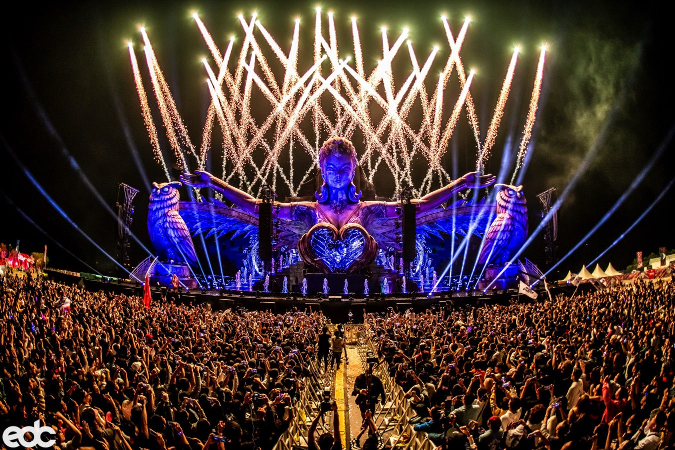 麻豆网
文化传媒有限公司